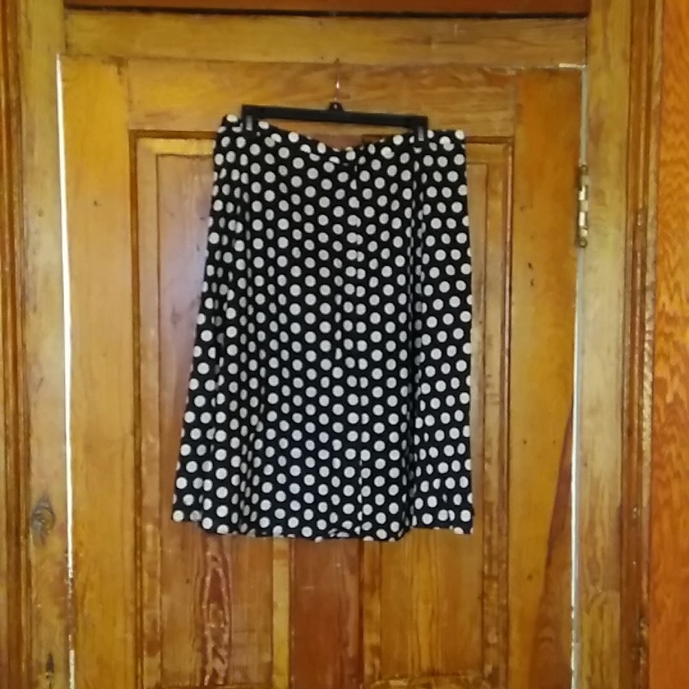 Women skirt